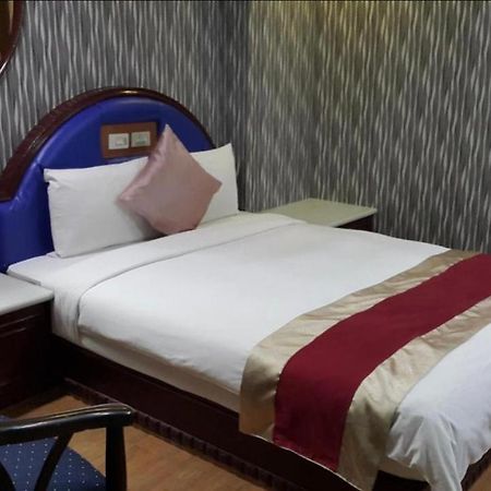 Mei Hua Hotel Kaohsiung Buitenkant foto